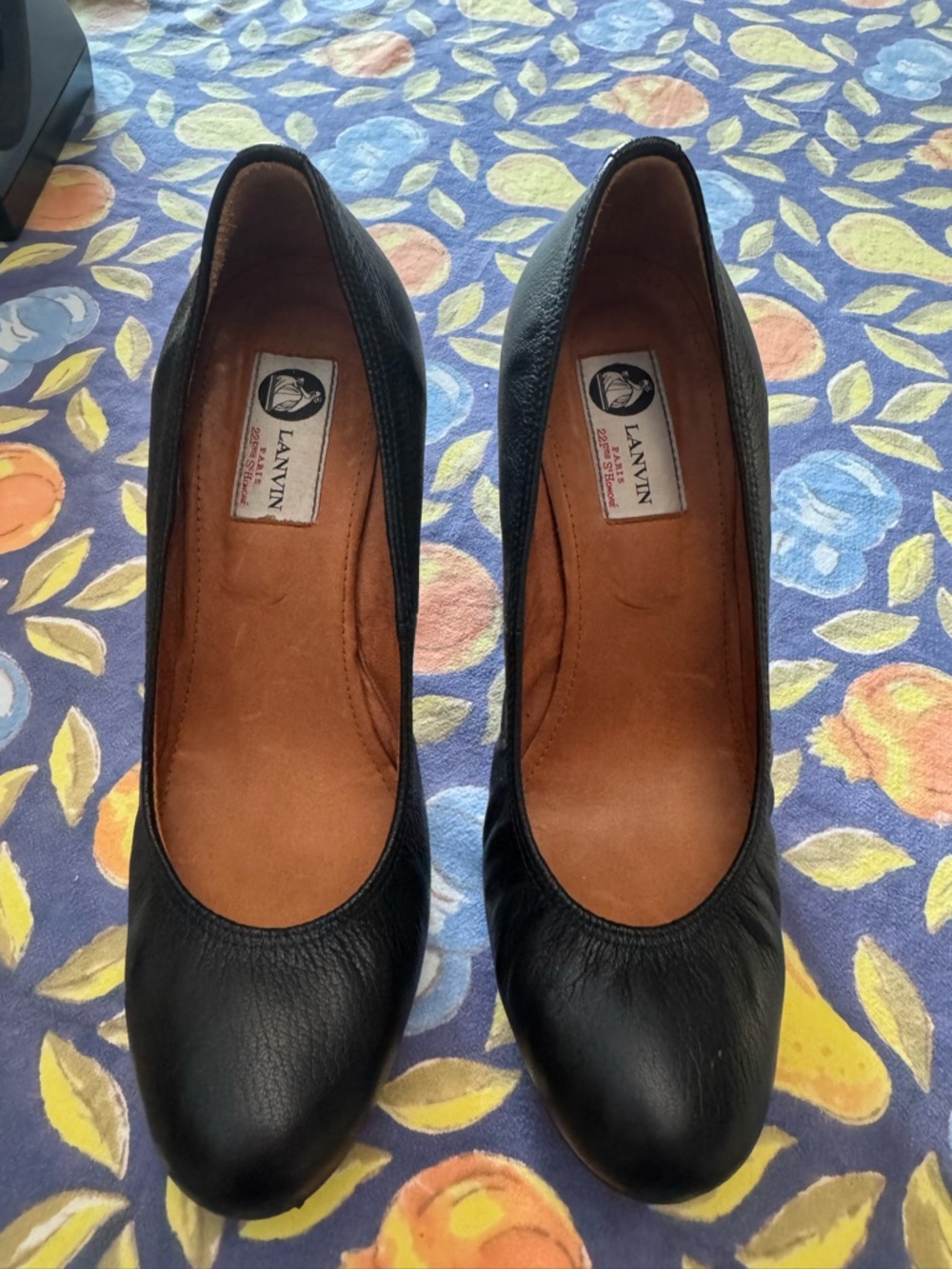 Lanvin Black Leather Classic Round-Toe Wedge 39/9